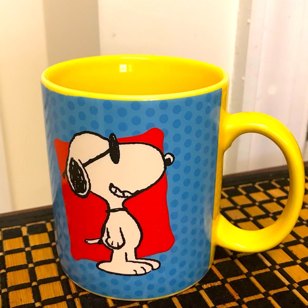 PEANUTS(c) United FeatureSyndicate Collectible Cup!